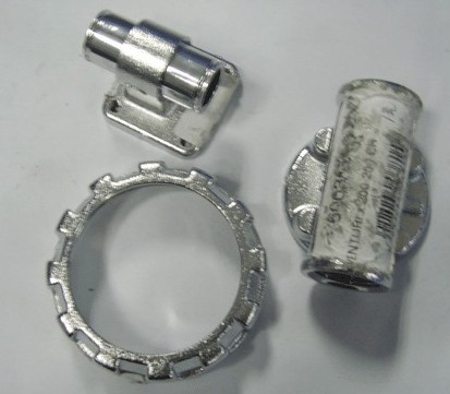 供應(yīng)各種型號閥門管件