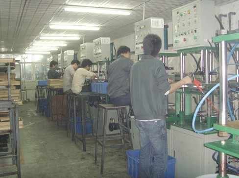 小霞帶你走進東莞市威創(chuàng)精鑄廠